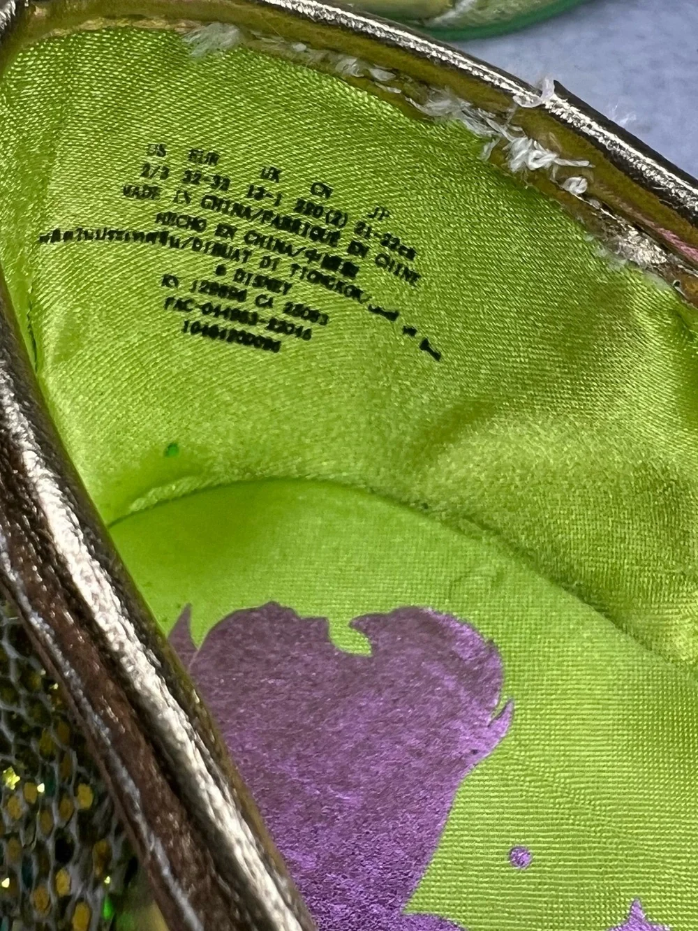 Disney Store Girls 2/3 Tinker Bell Pom Shoes Costume Accessory Peter Pan Fairy